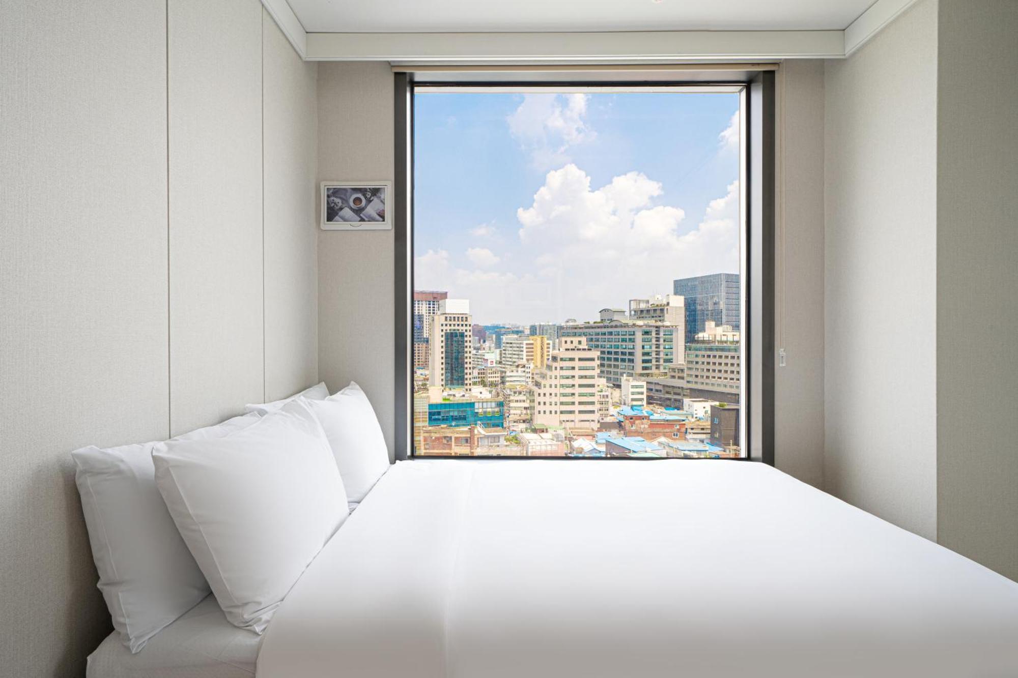 Urbanstay Myeongdong โซล ภายนอก รูปภาพ